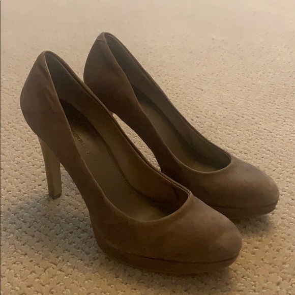 WOMENS Banana Republic Brown Suede High Heels - Picture 1 of 6